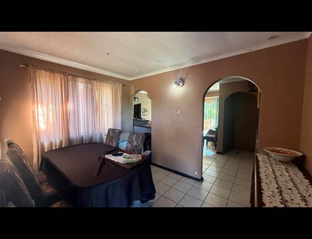 3 BEDROOM HOUSE FOR SALE IN HILLARY